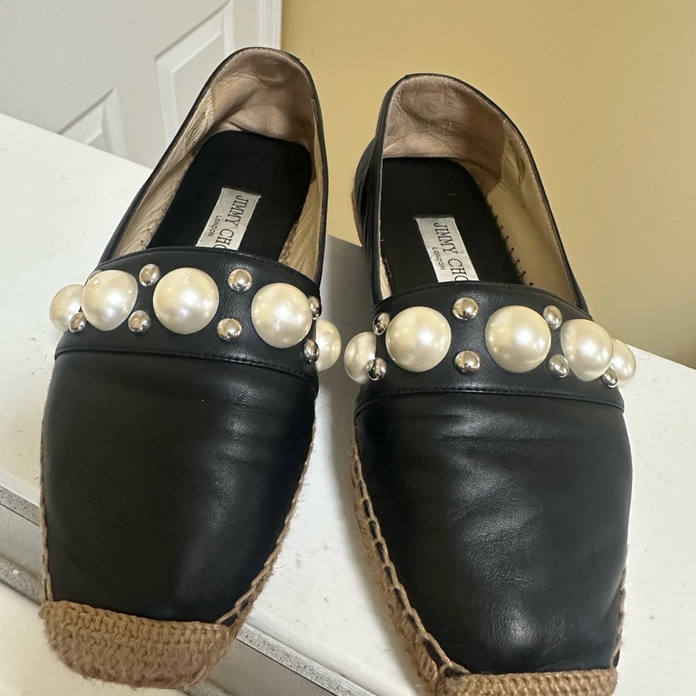 Jimmy Choo Black and Cream Pearl Embellished Flats